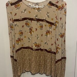 Floral long sleeve top - womens small